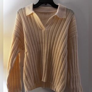 Cream Ribbed Women's Sweater size med